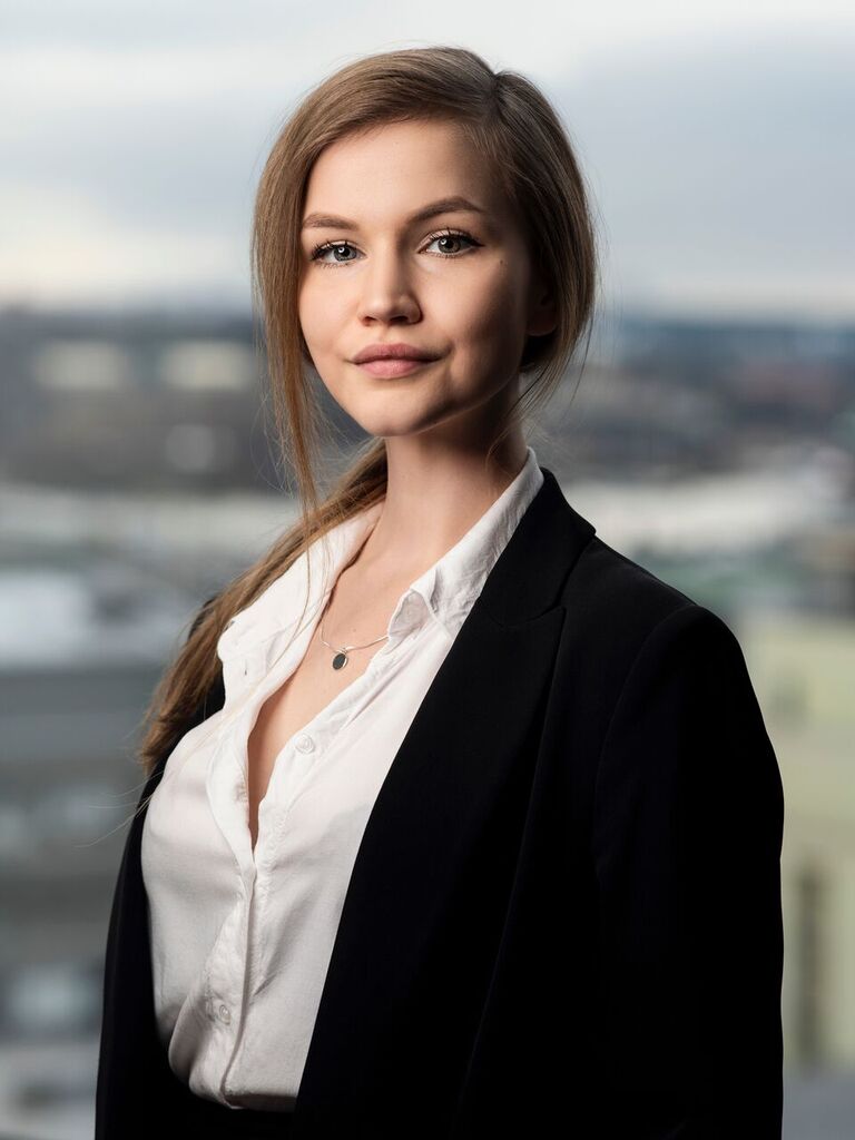 Agnes Tesch Agnes Tesch